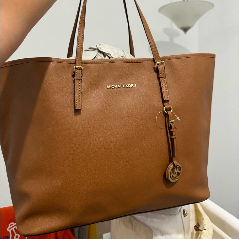 michael kors brown tote